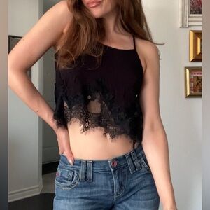 Black light crop top with lace